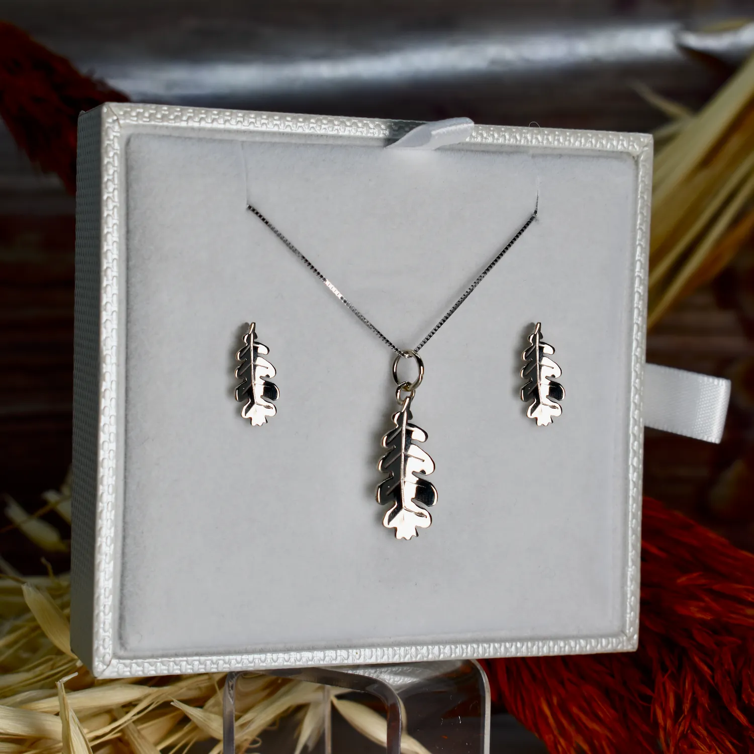 10kt Gold Oak Pendant & Earring Set