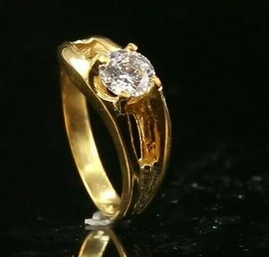 22k Solid Gold Elegant Ladies Solitaire Ring Size 6