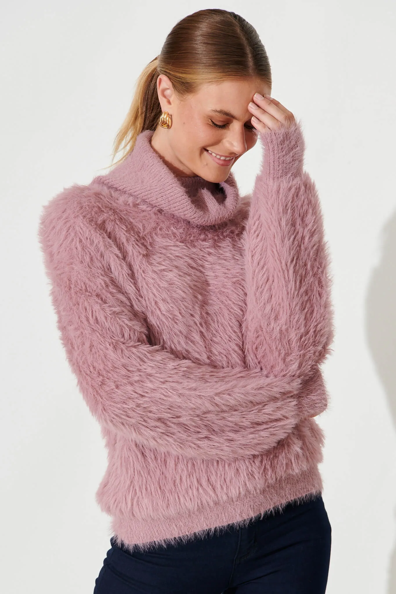 Aline Fluffy Knit In Pink Wool Blend