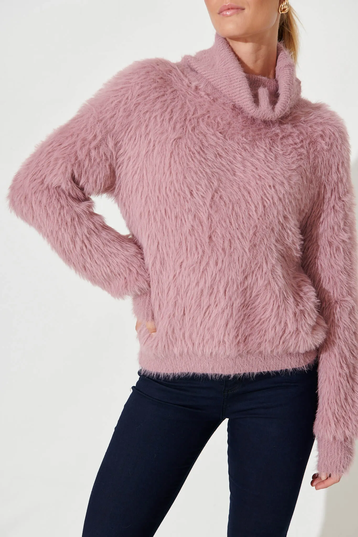 Aline Fluffy Knit In Pink Wool Blend