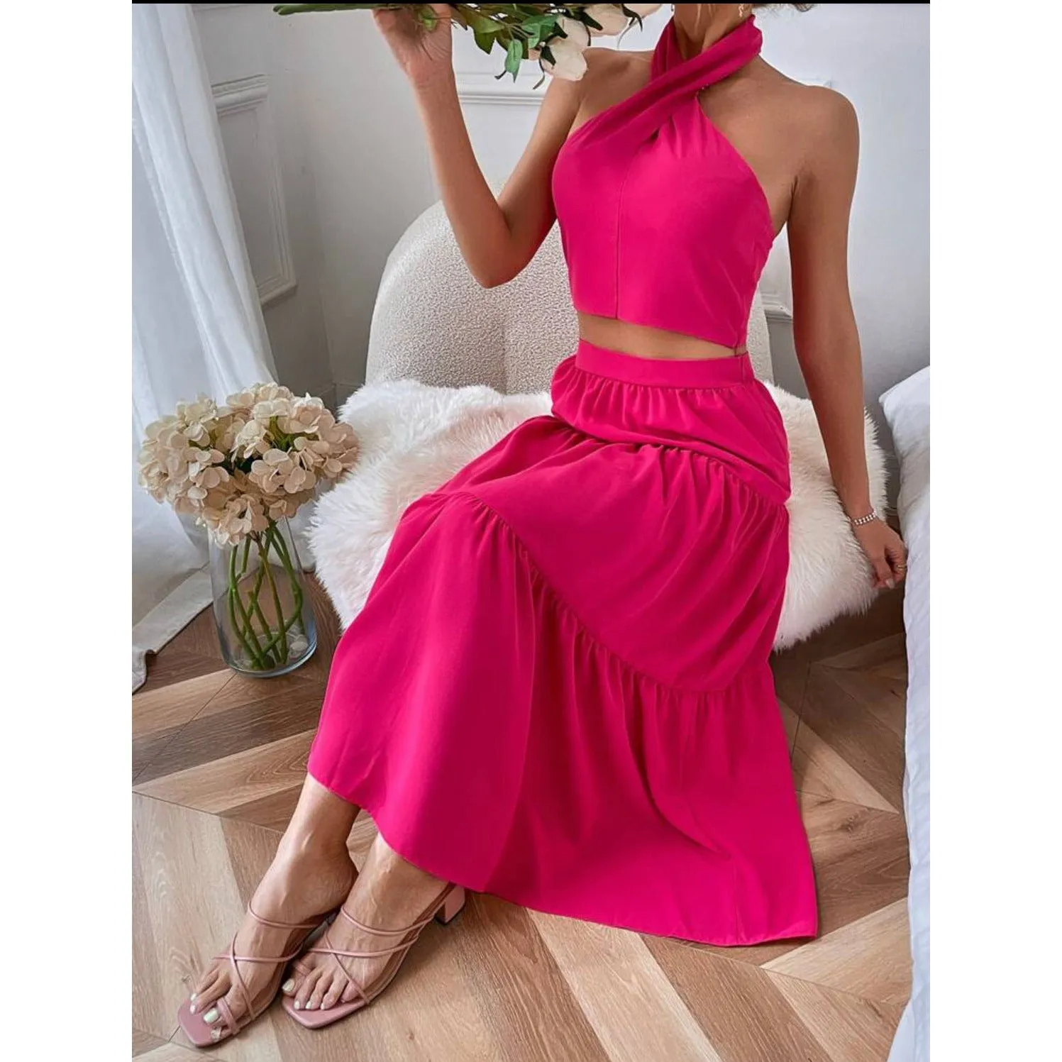 Stylish Backless Crop Top and Skirt Set