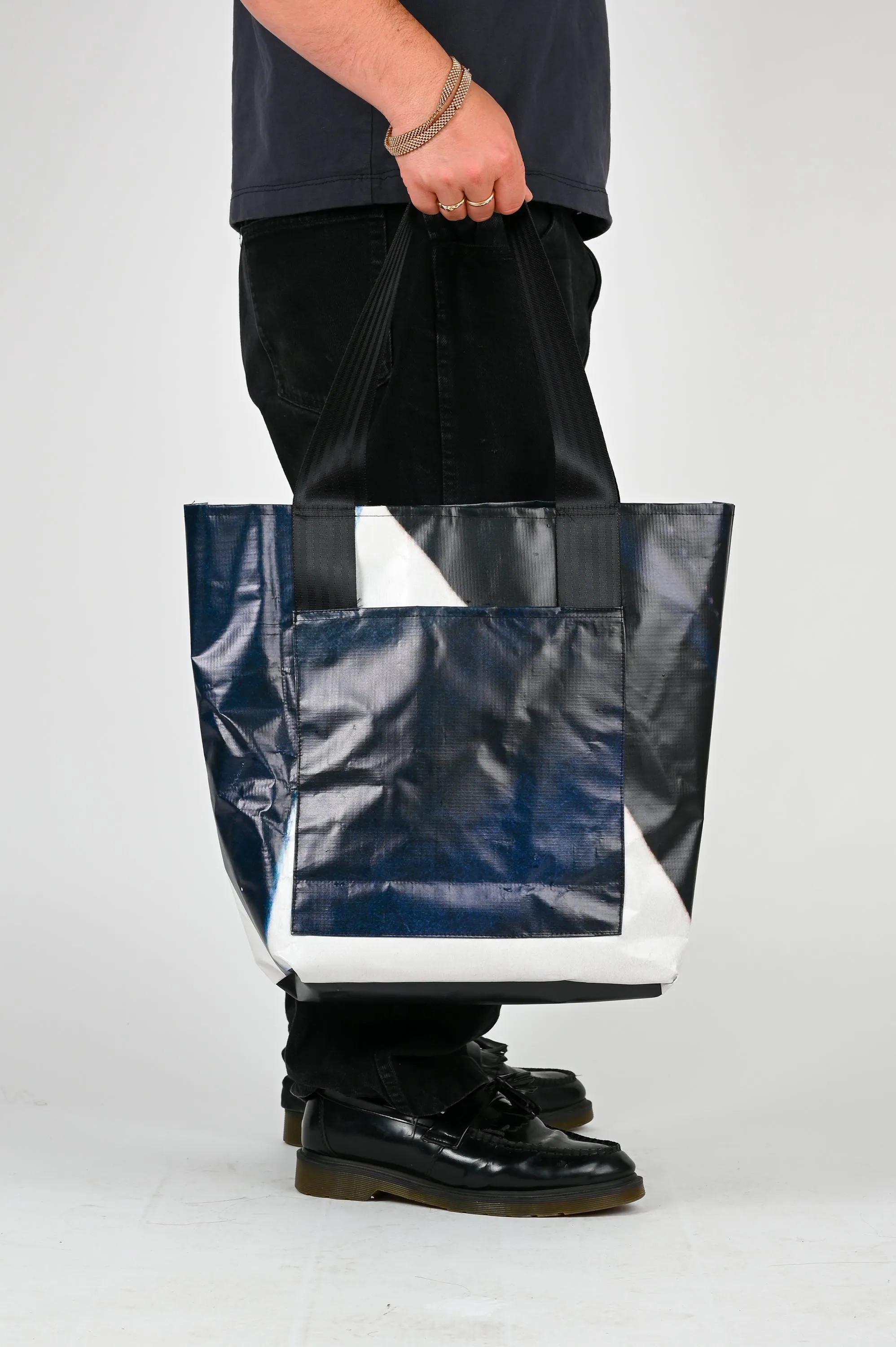 Bugskin 'Locust' Bag 010