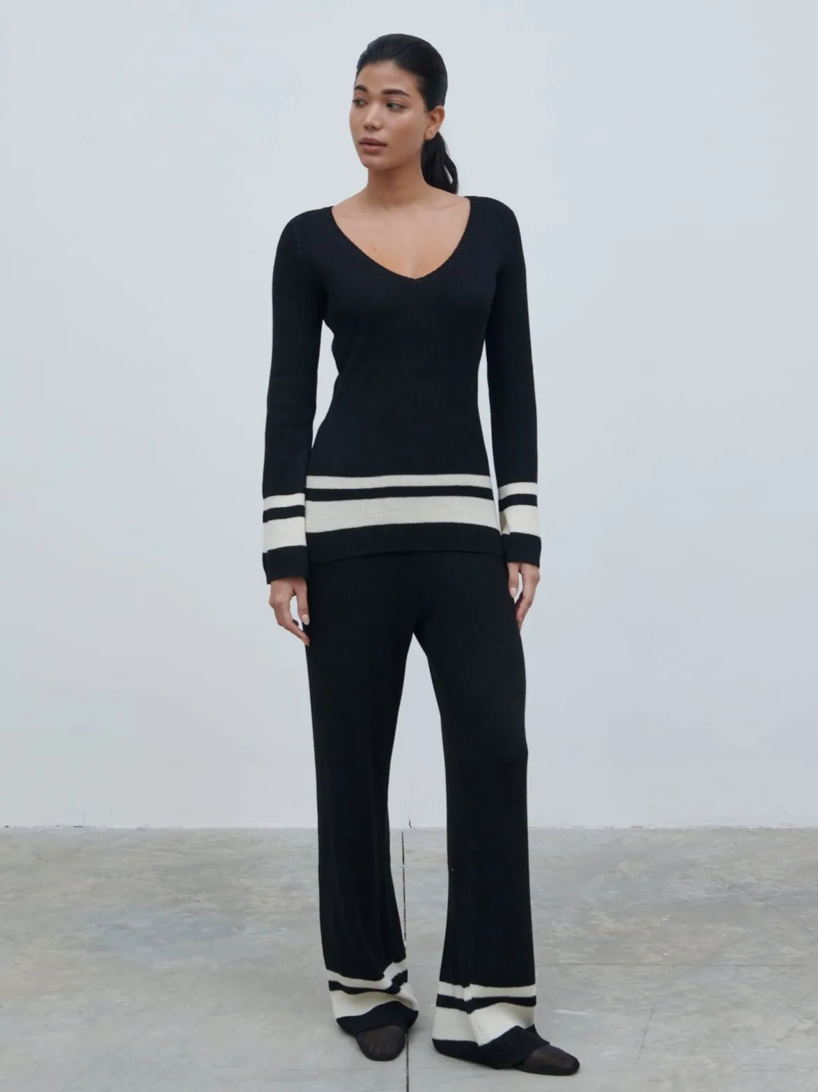 Cassie Contrast Knit Trousers - Black and Cream