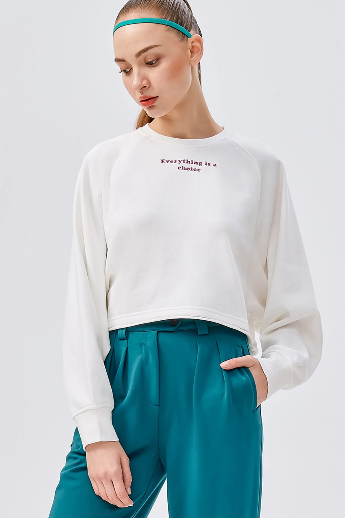 Choice Cropped Sweatshirt