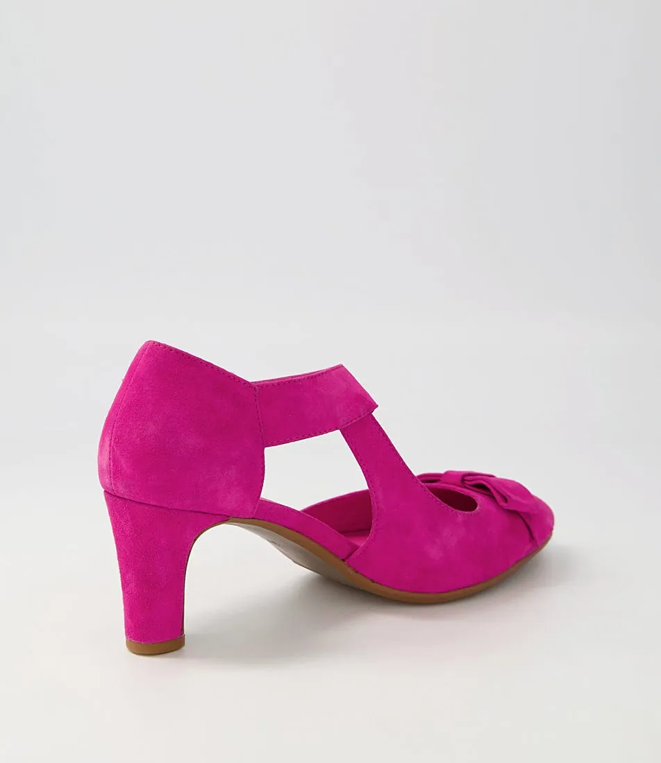 DJANGO & JULIETTE Tunis Fuchsia Suede Mary Jane Heels