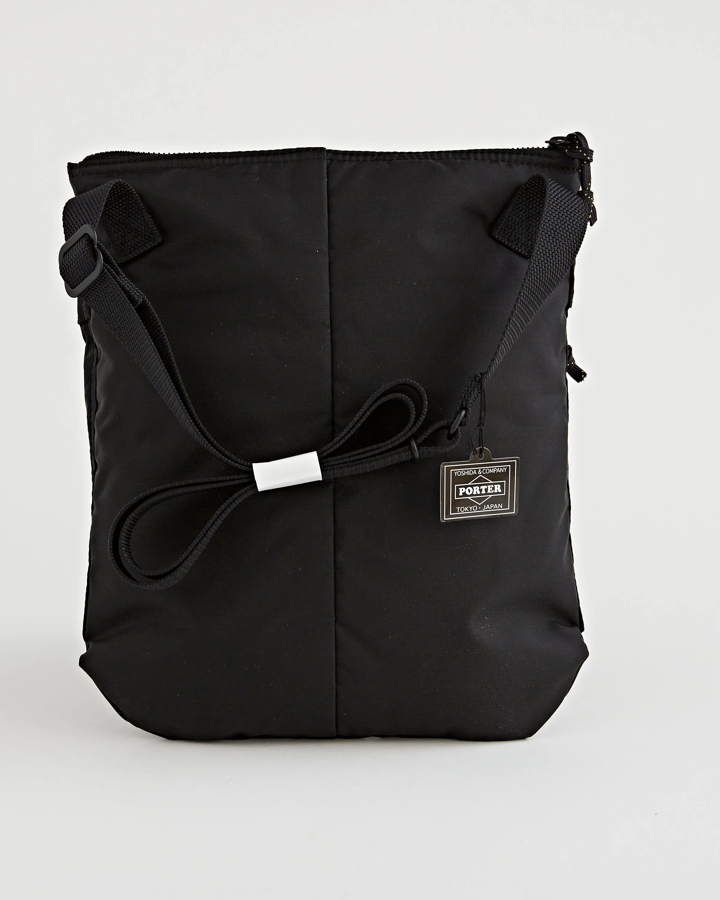 Force Shoulder Bag Black