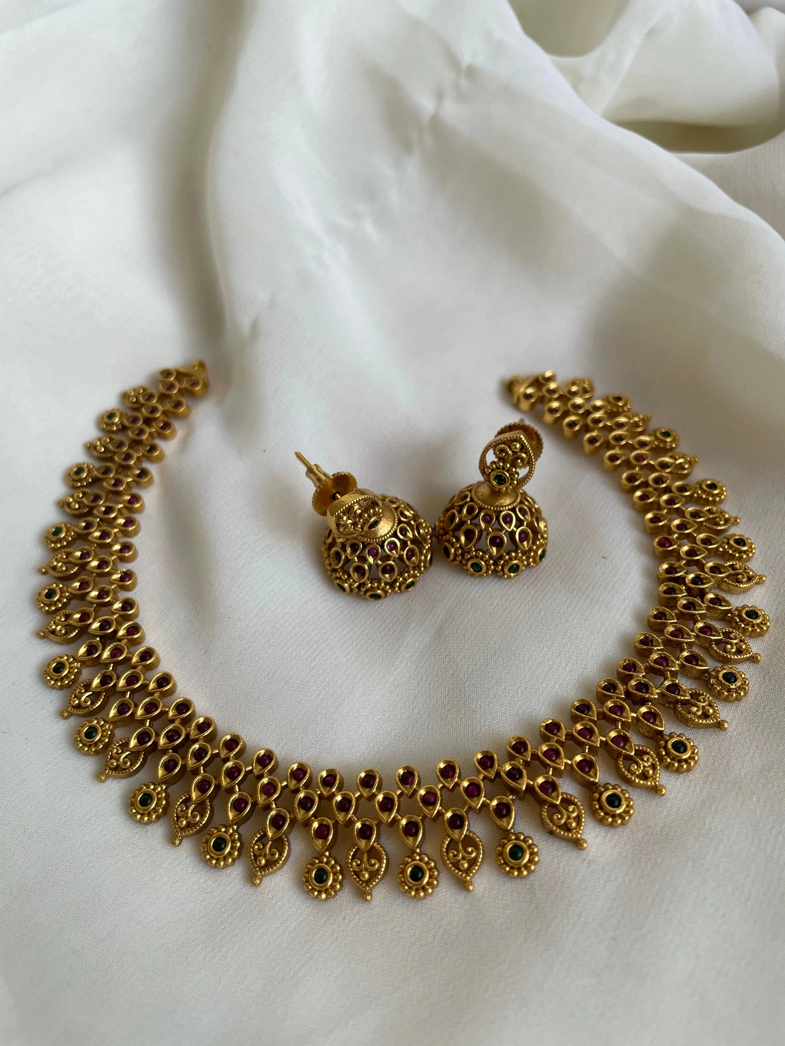 Kid friendly kemp antique necklace with tiny jhumkas