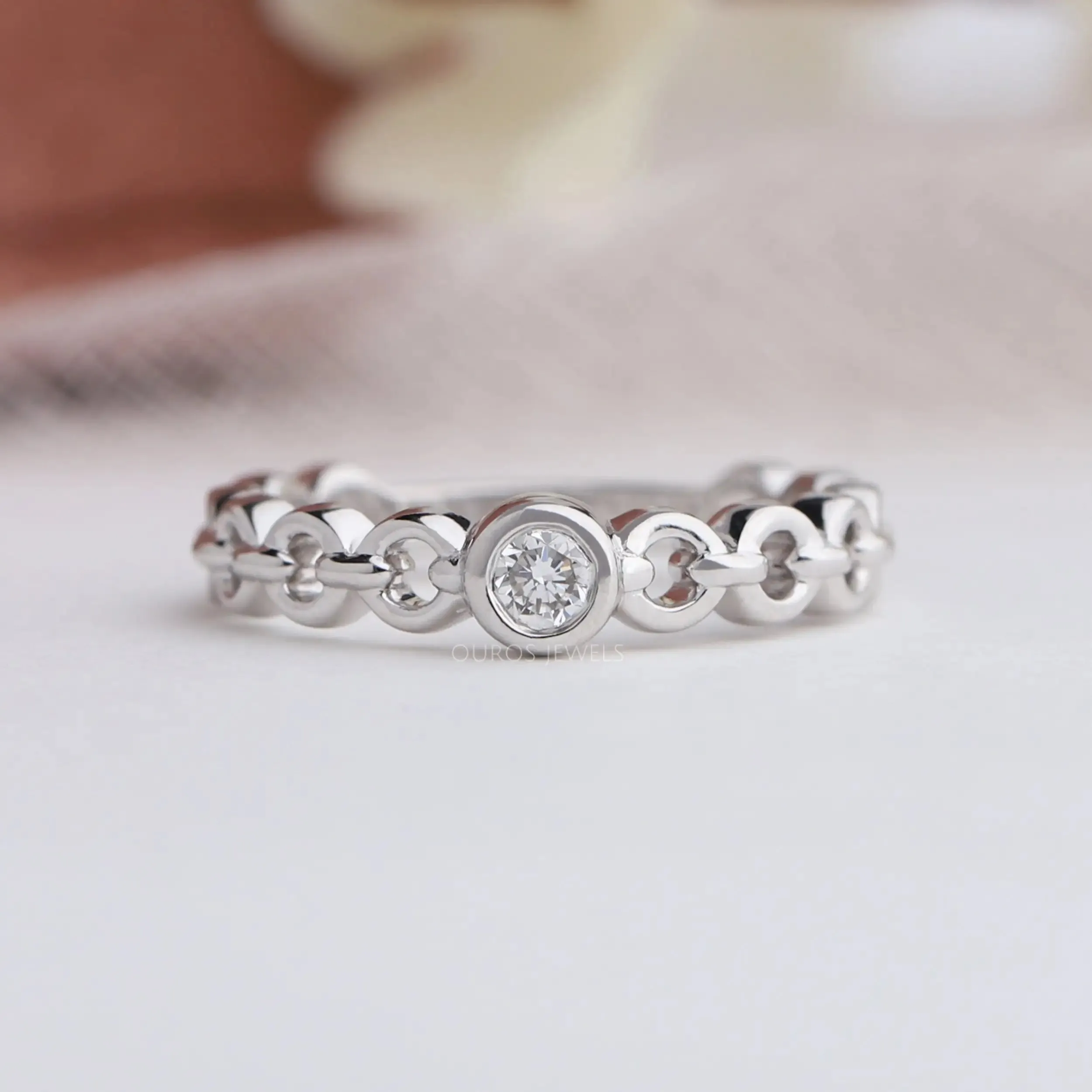 Round Diamond Bezel Set Curb Link Ring