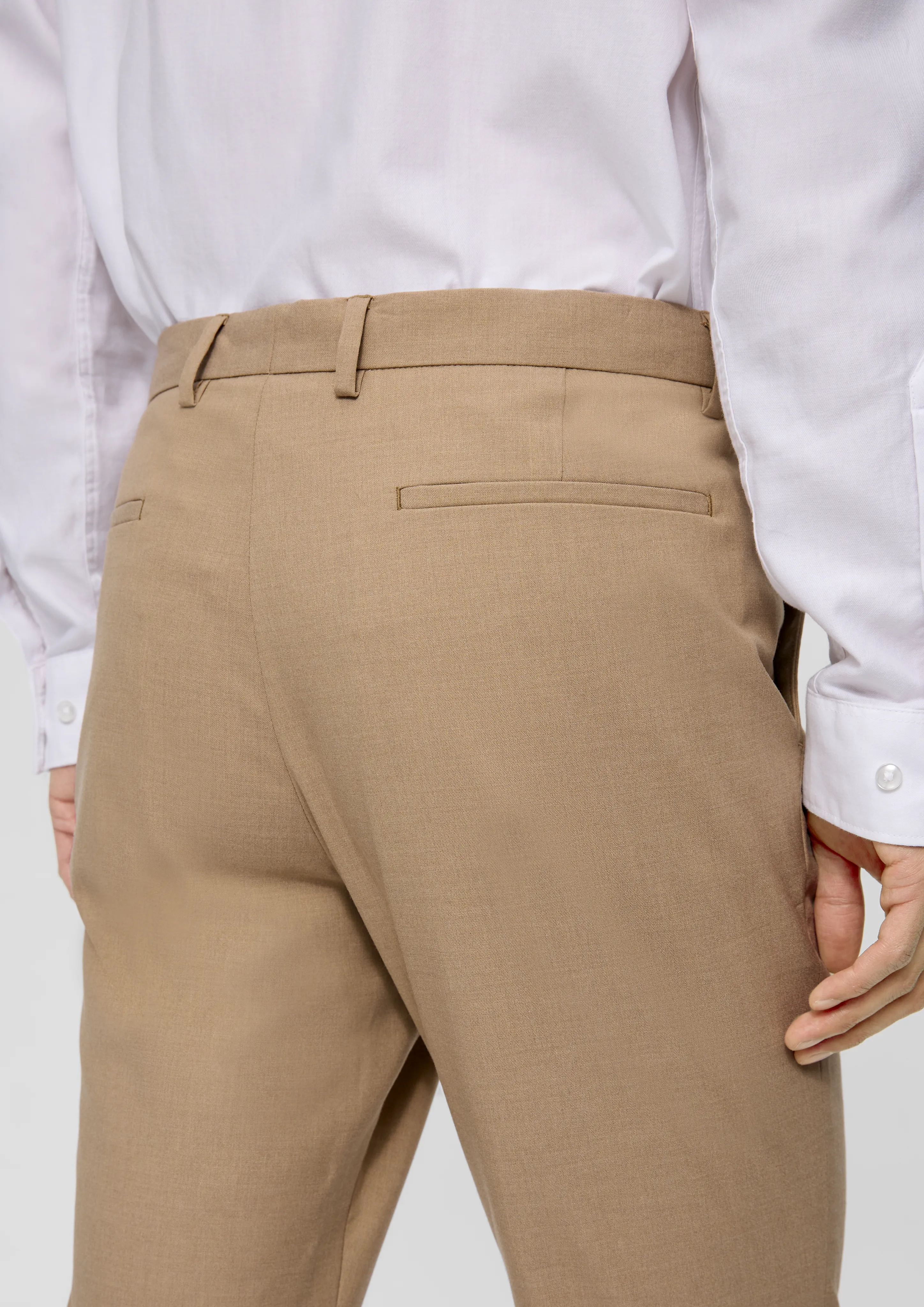 Slim fit: Viscose blend trousers