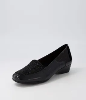 SUPERSOFT Razzie Black Patent Jewels Heels