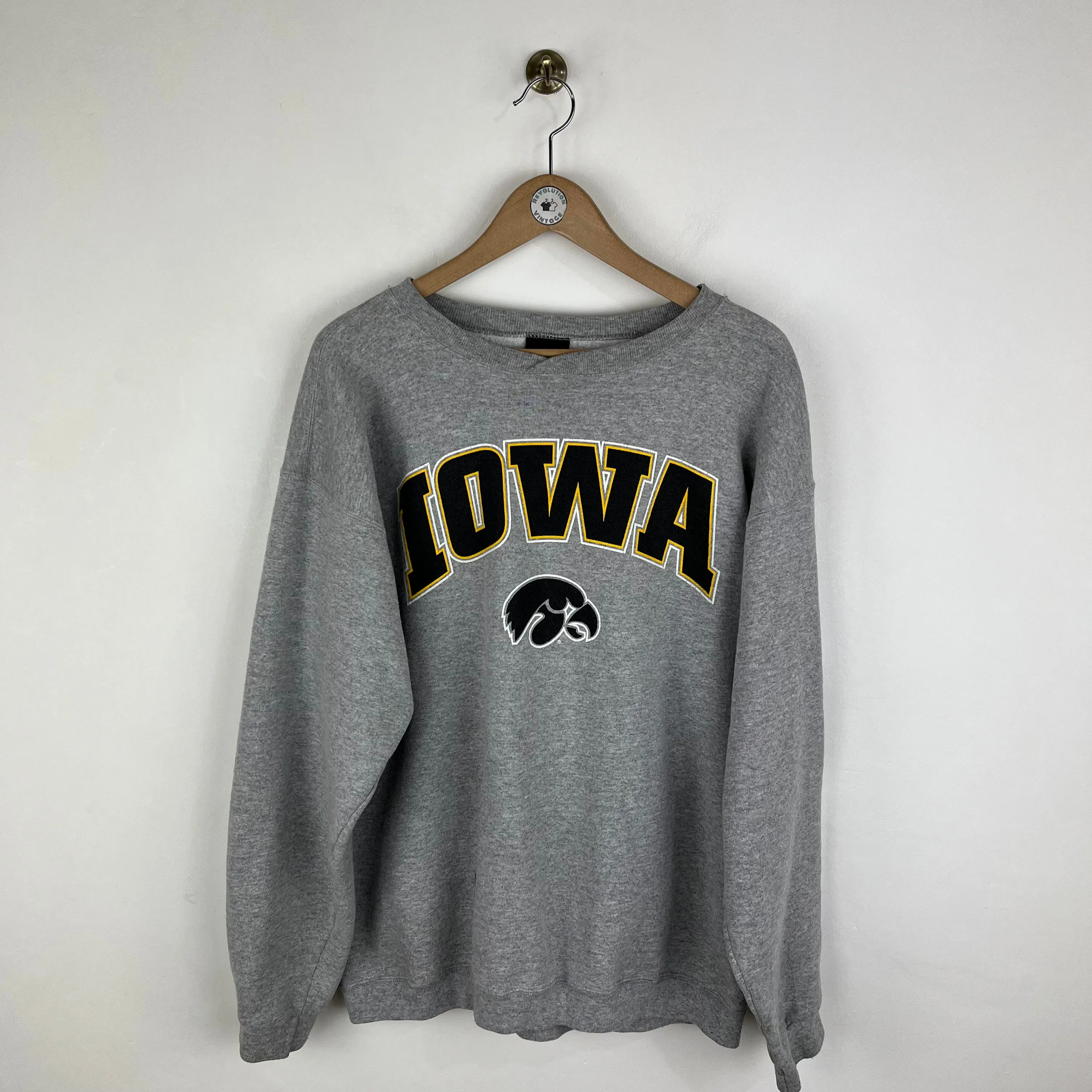 Vintage Iowa sweatshirt size large.