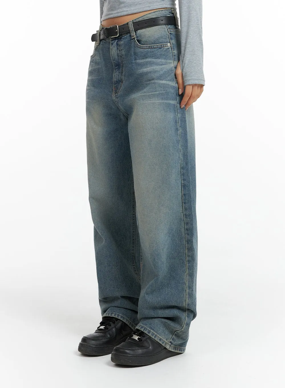 Washed Denim CF419 Wide-Leg Jeans