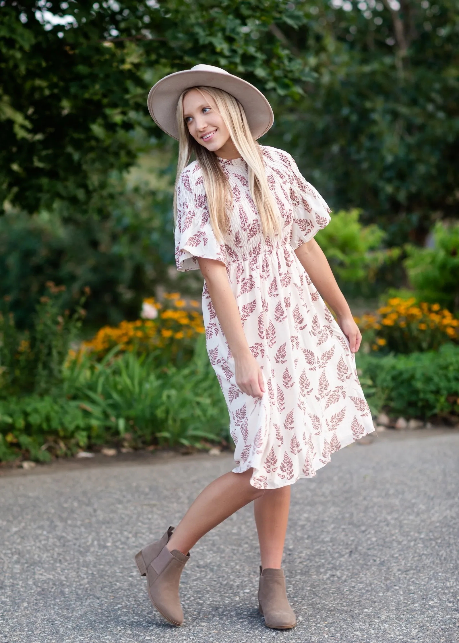 Wide Brim Taupe Panama Hat