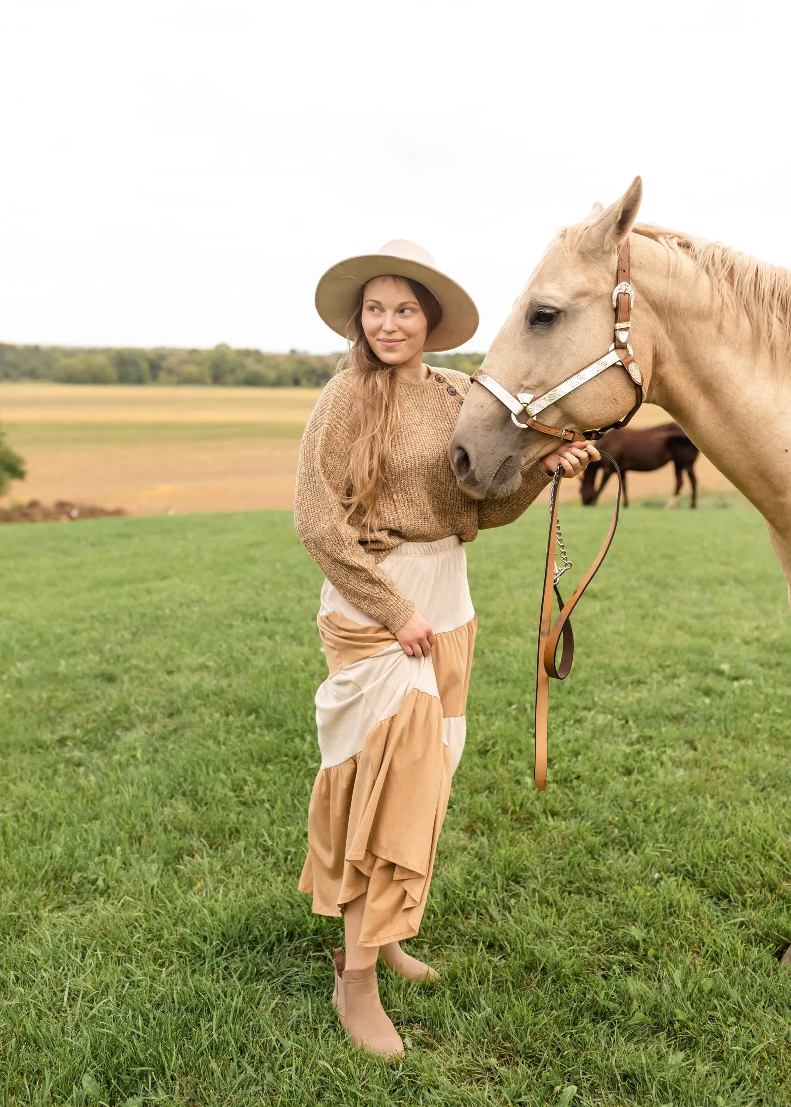 Wide Brim Taupe Panama Hat