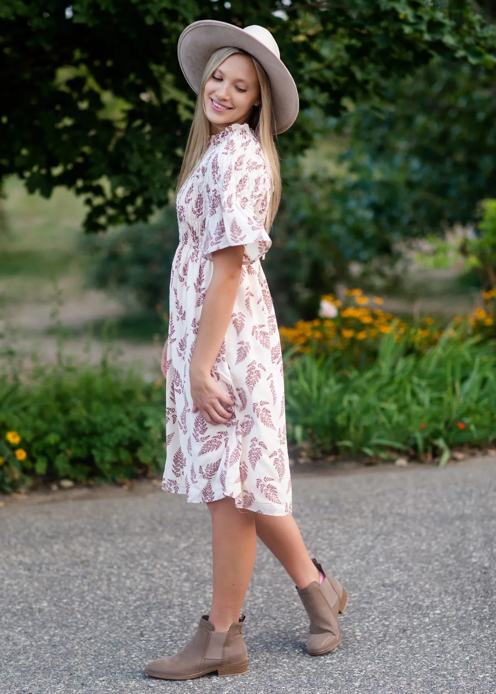 Wide Brim Taupe Panama Hat