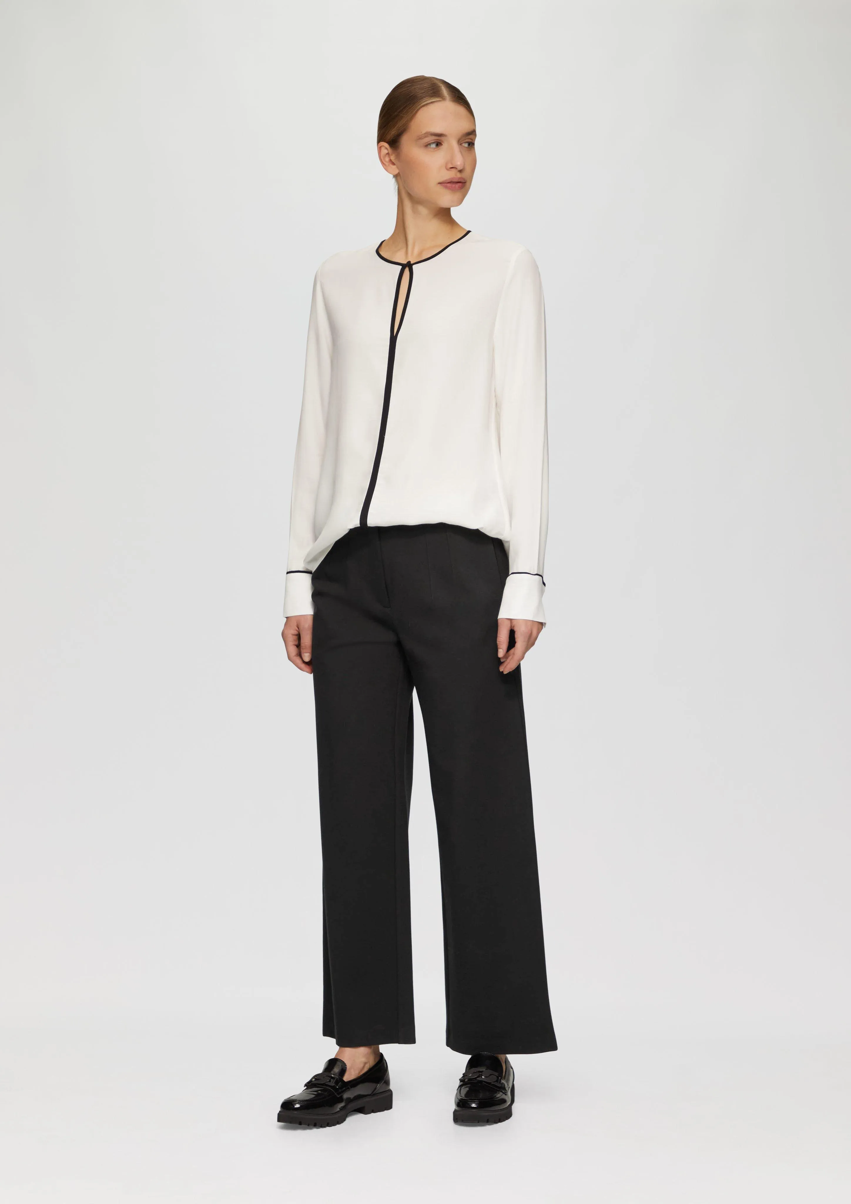 Wide-leg viscose trousers