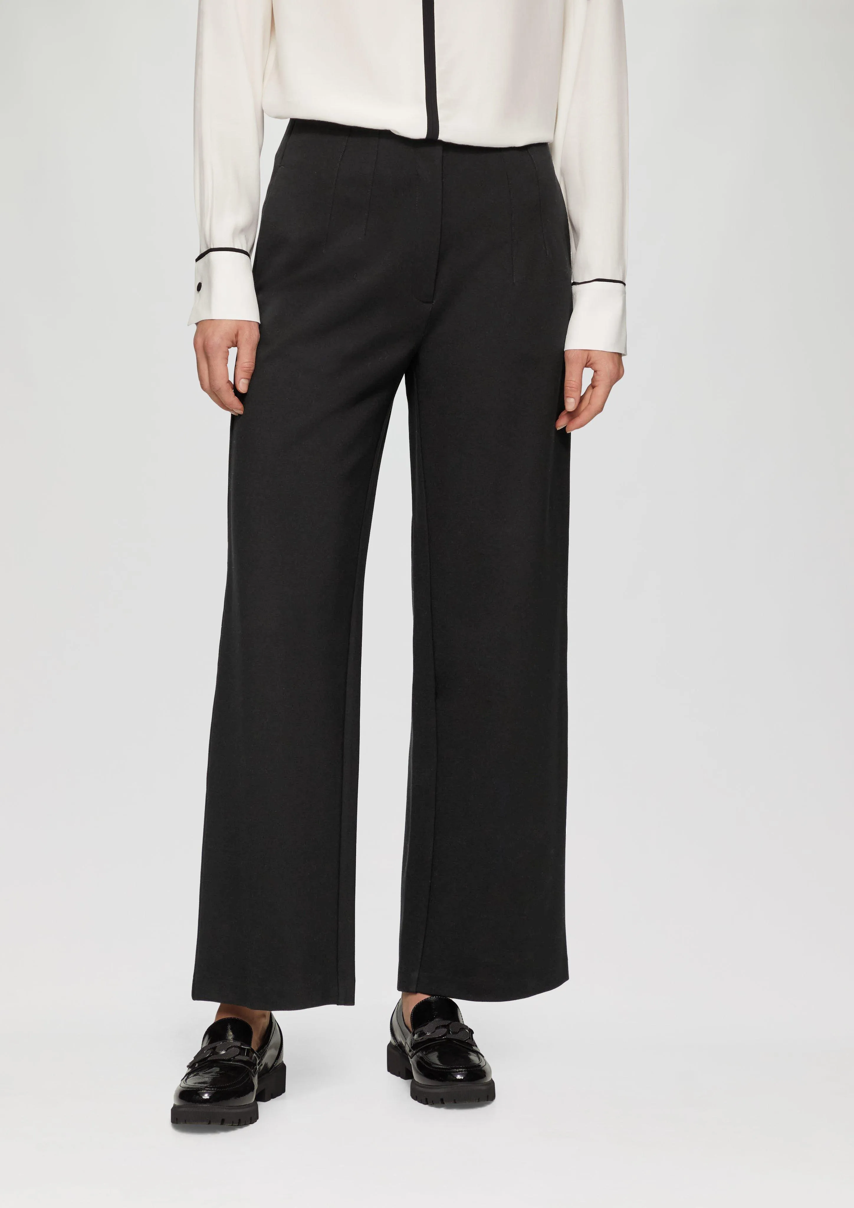 Wide-leg viscose trousers